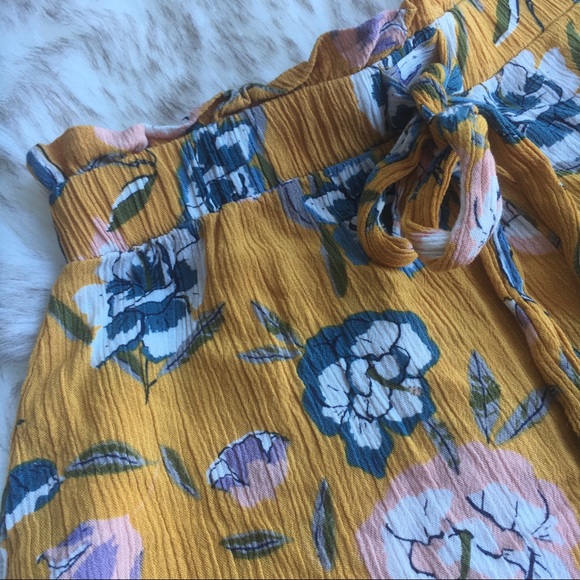 Pull & Bear yellow floral shorts - XXS to XS - Picture 5 of 7